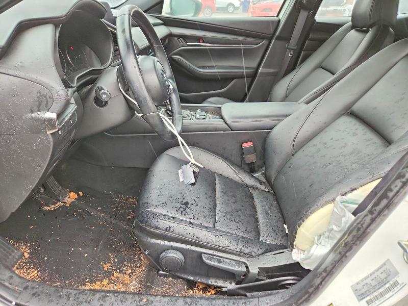 Photo 7 from auction – 2019 MAZDA 3 with VIN JM1BPAJM3K1131805
