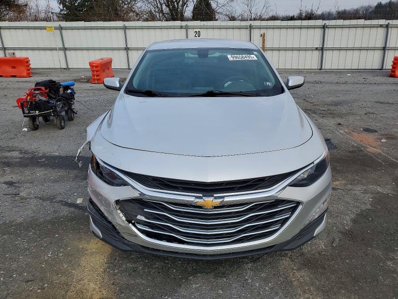Photo 5 from auction – 2022 CHEVROLET MALIBU LT with VIN 1G1ZD5ST1NF121634