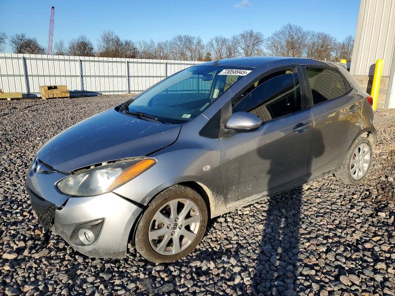 MAZDA MAZDA2 2014 with VIN JM1DE1LY1E0174709 - Photo from auction