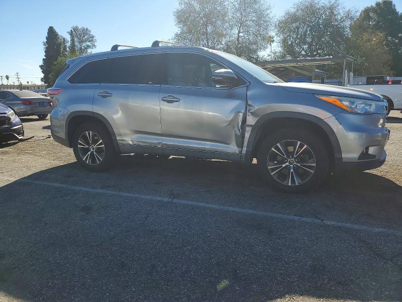 Photo 4 from auction – 2016 TOYOTA HIGHLANDER with VIN 5TDKKRFH4GS143268