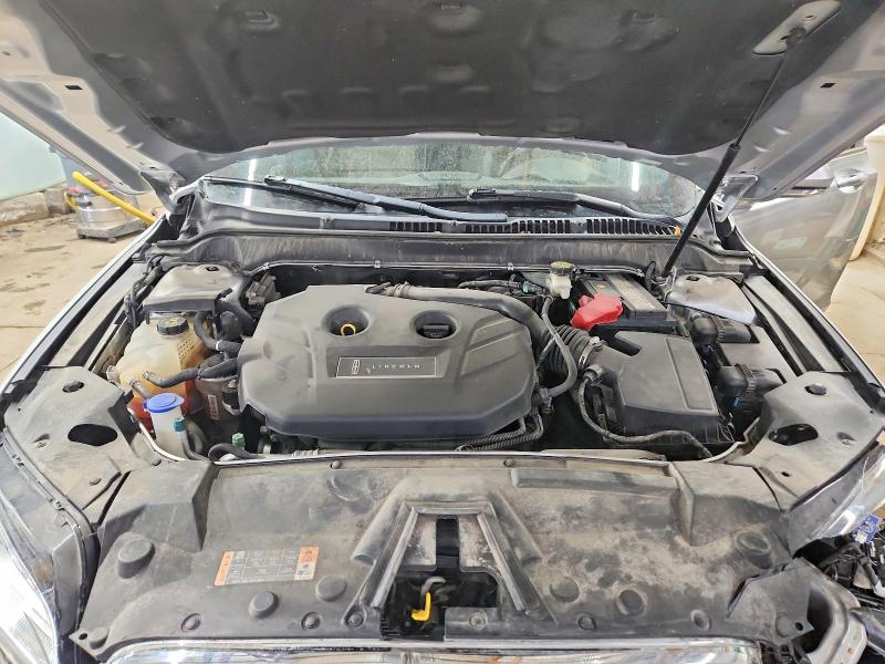 Photo 11 from auction – 2017 LINCOLN MKZ RESERV with VIN 3LN6L5F99HR645774
