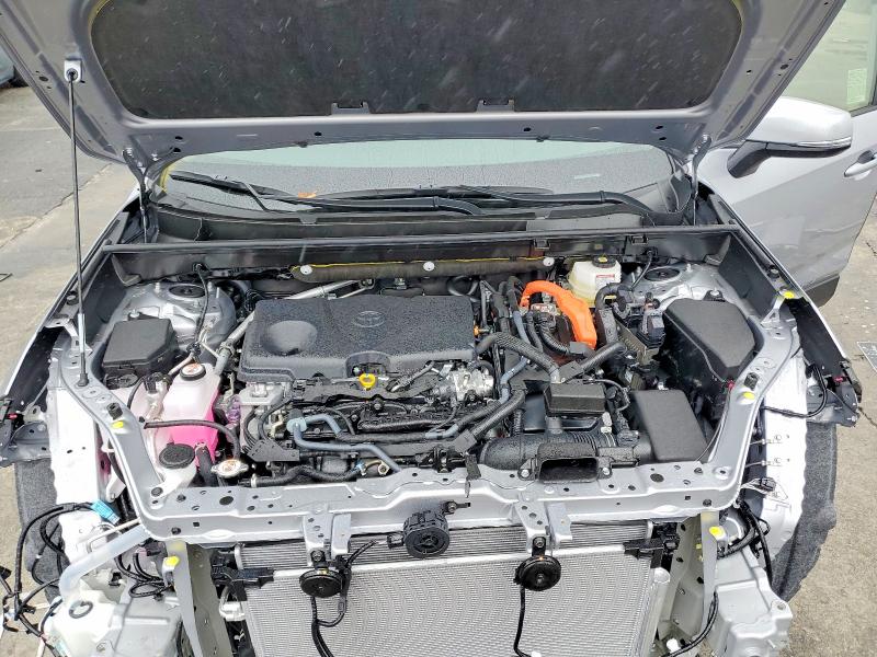 Photo 12 from auction – 2025 TOYOTA RAV4 LE with VIN JTMMWRFV5SD352624