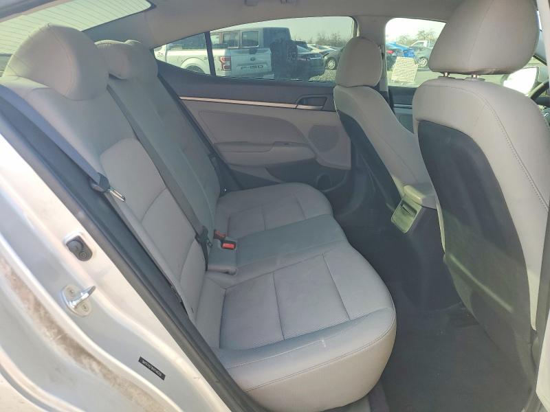 Photo 10 from auction – 2017 HYUNDAI ELANTRA with VIN 5NPD74LF8HH148206