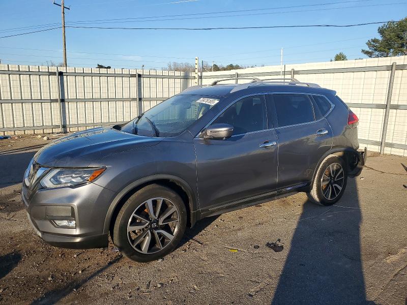 NISS ROGUE 2018 with VIN JN8AT2MT6JW457829 - Photo from auction