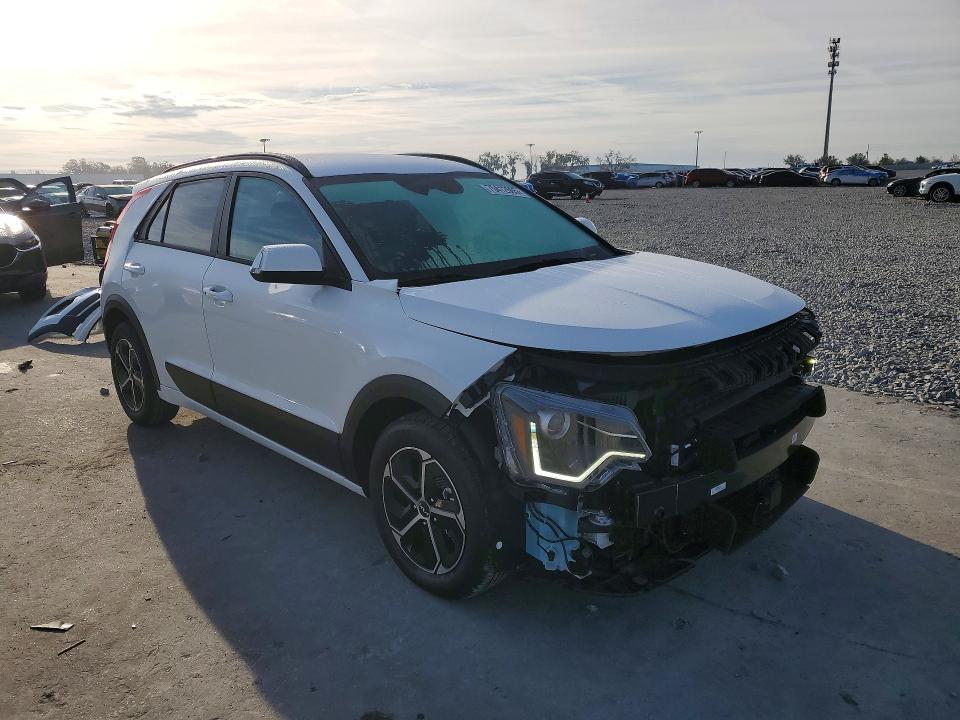 Photo 4 from auction – 2025 KIA NIRO EX with VIN KNDCR3LE6S5293551