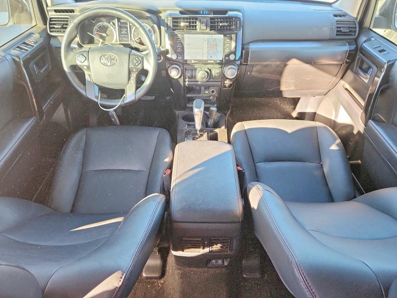 Photo 8 from auction – 2022 TOYOTA 4RUNNER SR with VIN JTERU5JR1N6006105