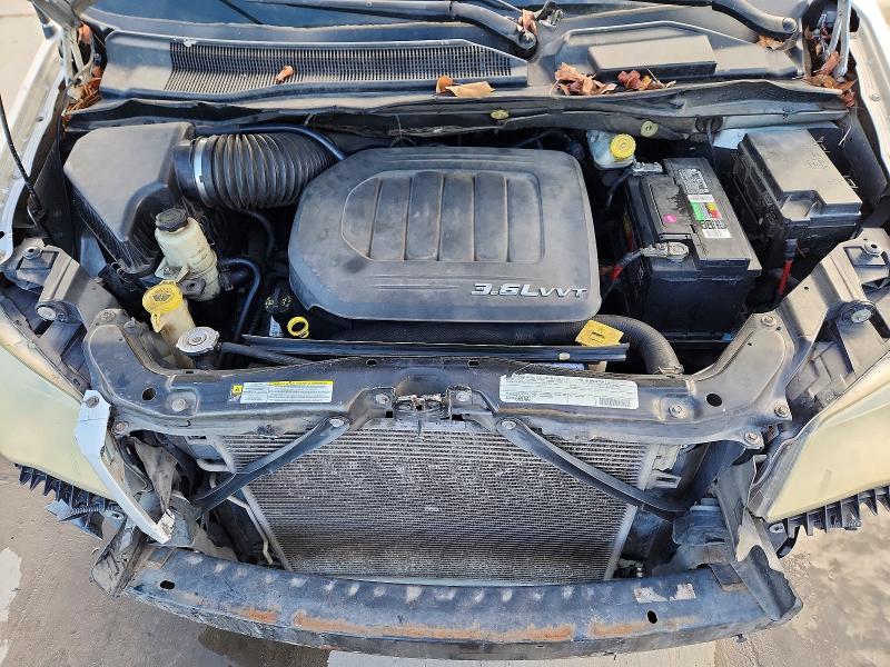 Photo 12 from auction – 2012 CHRYSLER TOWN & COU with VIN 2C4RC1BG8CR320272