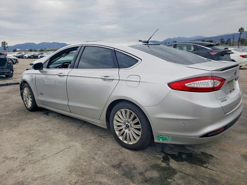 Photo 2 from auction – 2014 FORD FUSION TIT with VIN 3FA6P0SU4ER302068