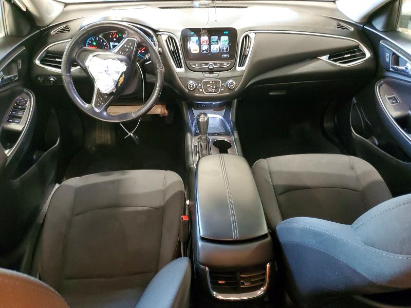 Photo 8 from auction – 2018 CHEVROLET MALIBU LT with VIN 1G1ZD5ST4JF256908