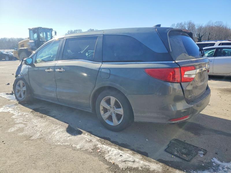 Photo 2 from auction – 2018 HONDA ODYSSEY EX with VIN 5FNRL6H76JB053209