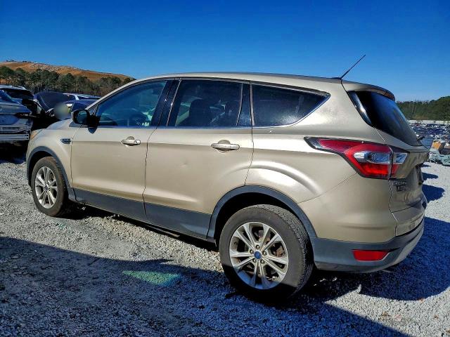 Photo 2 from auction – 2017 FORD ESCAPE SE with VIN 1FMCU0GD4HUB35511