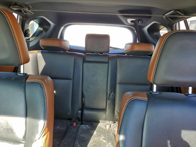 Photo 10 from auction – 2016 TOYOTA RAV4 SE with VIN JTMNFREV3GD085786