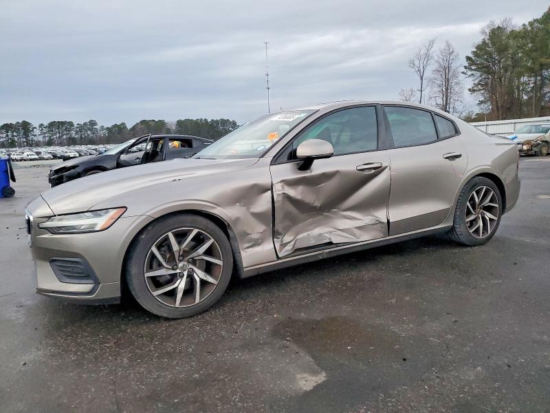 VOLVO S60 T5 MOM 2019 with VIN 7JR102FK8KG011218 - Photo from auction