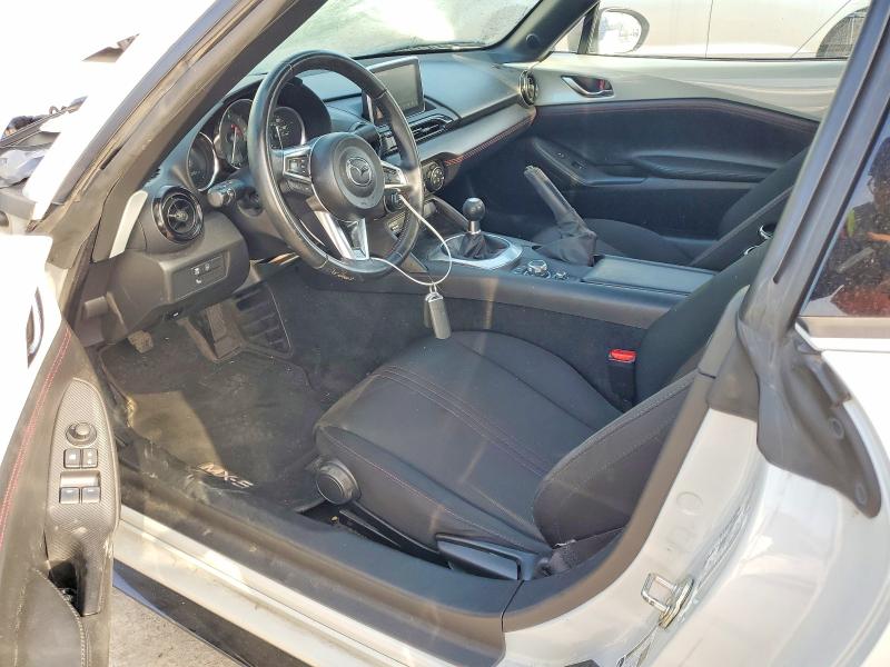 Photo 8 from auction – 2017 MAZDA MX-5 MIATA with VIN JM1NDAL78H0103221