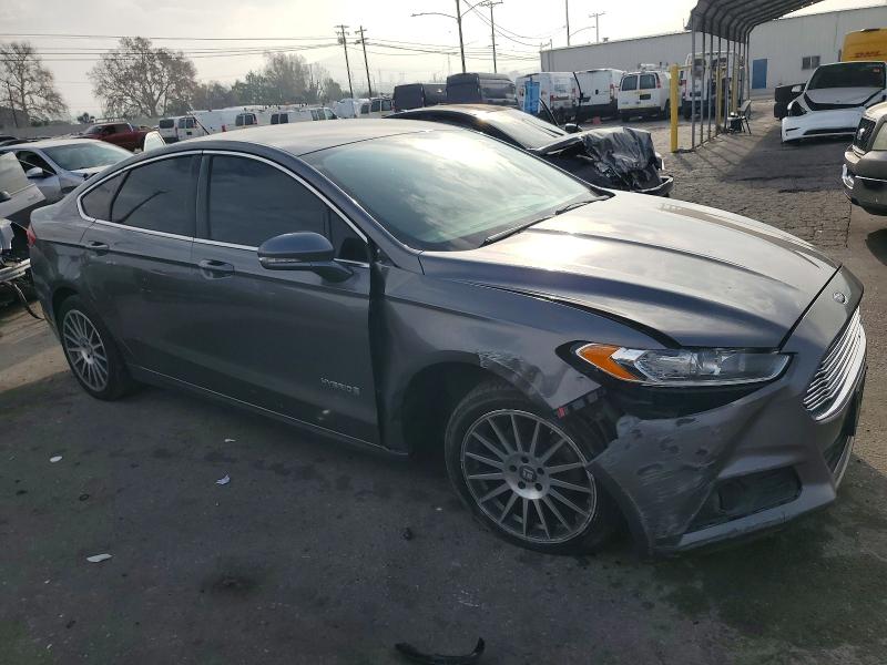 Photo 4 from auction – 2013 FORD FUSION with VIN 3FA6P0LU2DR219445
