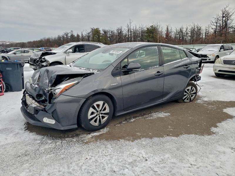 TOYOTA PRIUS 2017 with VIN JTDKARFU7H3038548 - Photo from auction