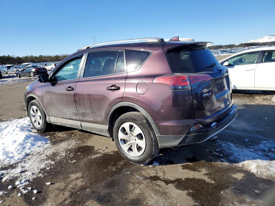 Photo 2 from auction – 2016 TOYOTA RAV4 XLE with VIN 2T3RFREV1GW479467