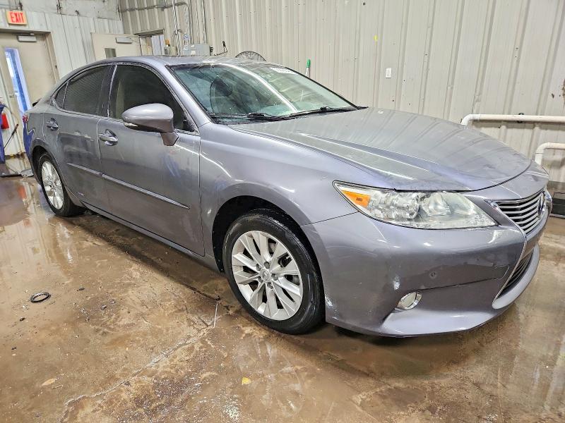 Photo 4 from auction – 2013 LEXUS ES 300H with VIN JTHBW1GGXD2022015