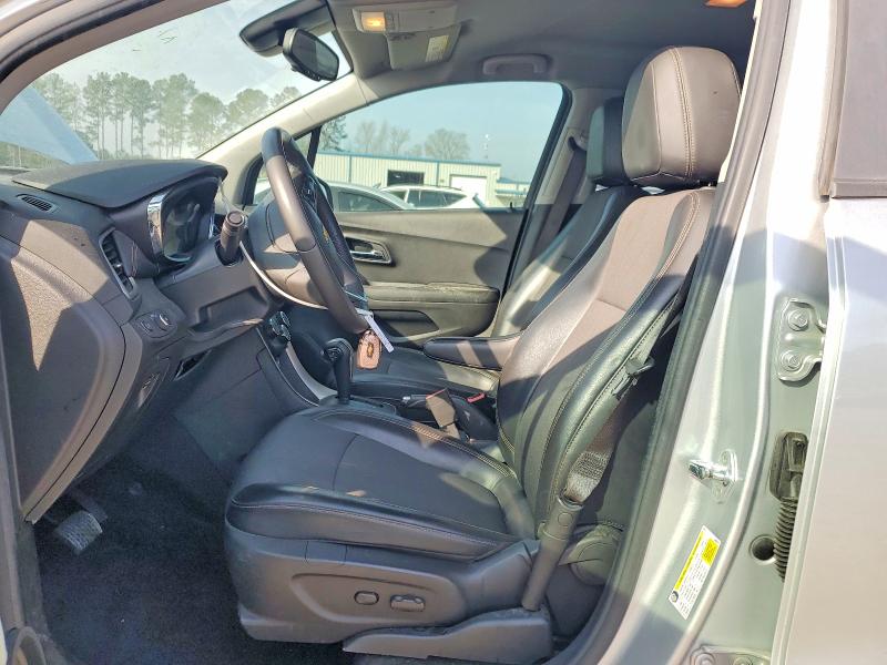 Photo 7 from auction – 2021 CHEVROLET TRAX 1LT with VIN KL7CJLSB0MB342386