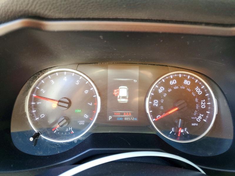Photo 9 from auction – 2020 TOYOTA RAV4 with VIN 2T3C1RFV0LW063844