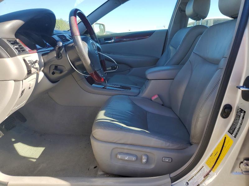 Photo 7 from auction – 2004 LEXUS ES 330 with VIN JTHBA30G445008470