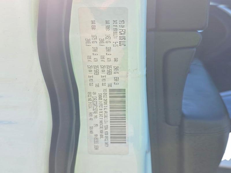 Photo 10 from auction – 2015 JEEP GRAND CHER with VIN 1C4RJECG0FC152748