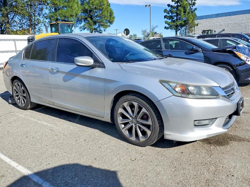 Photo 4 from auction – 2013 HONDA ACCORD with VIN 1HGCR2F53DA179296