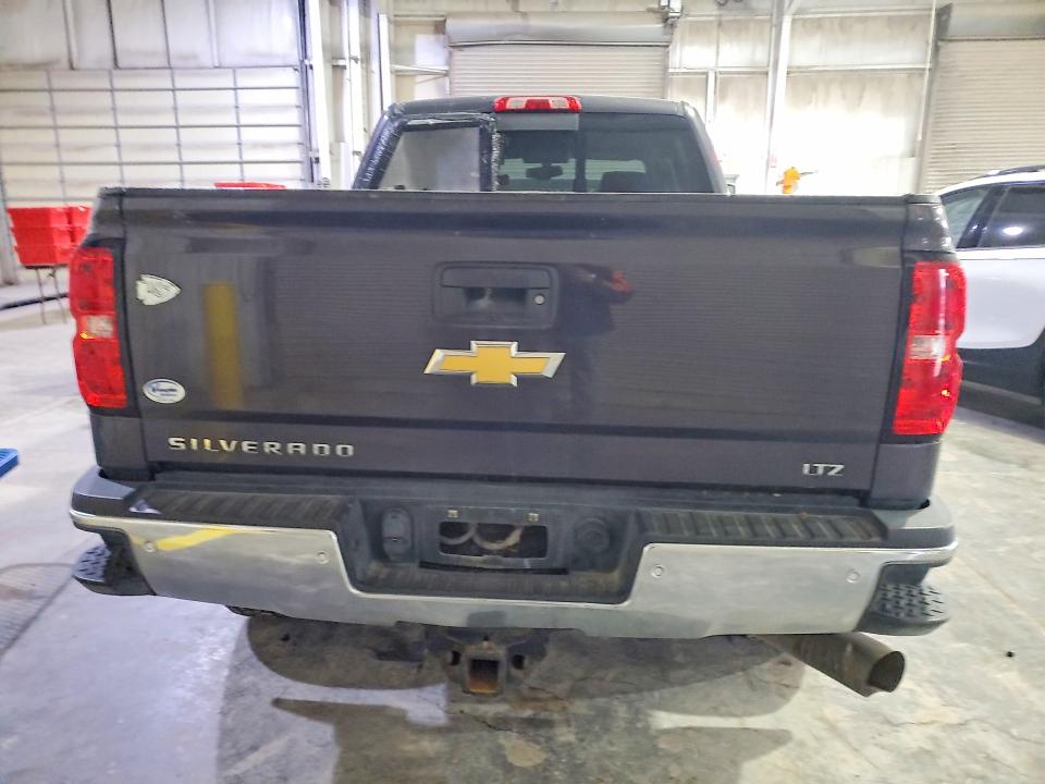 Photo 6 from auction – 2016 CHEVROLET SILVERADO with VIN 1GC1KWE82GF125637
