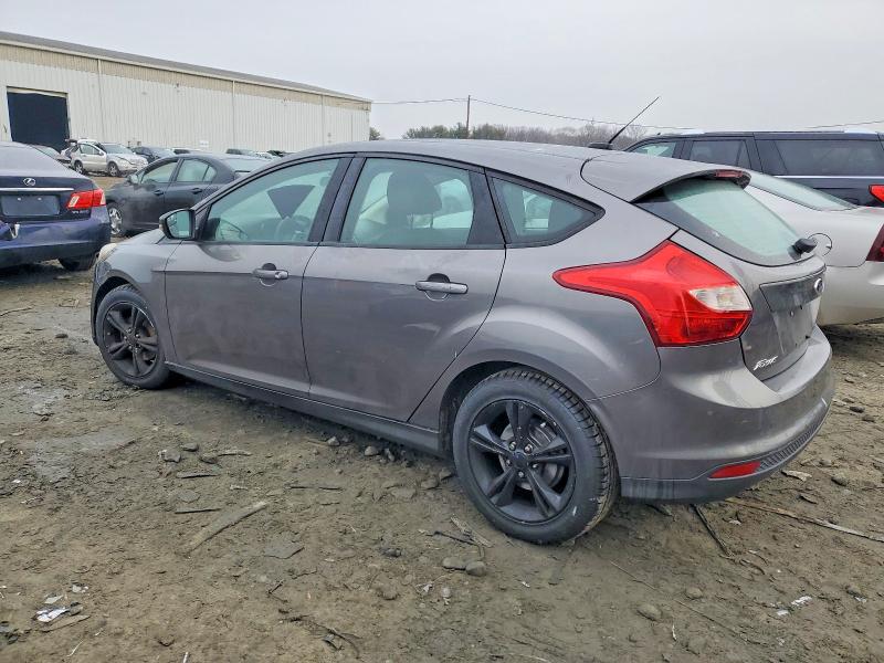 Photo 2 from auction – 2014 FORD FOCUS SE with VIN 1FADP3K29EL112224