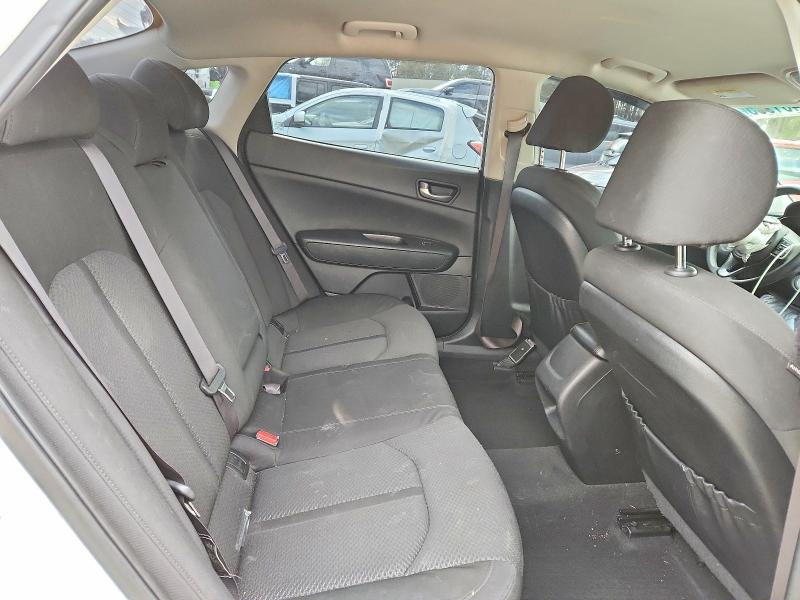 Photo 10 from auction – 2016 KIA OPTIMA LX with VIN KNAGT4L34G5091058