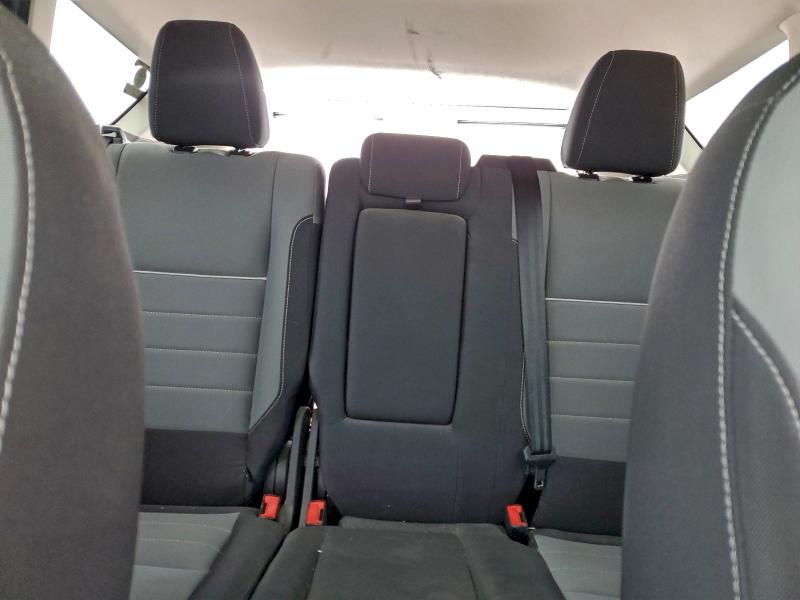 Photo 10 from auction – 2014 FORD ESCAPE SE with VIN 1FMCU9GX1EUB52521