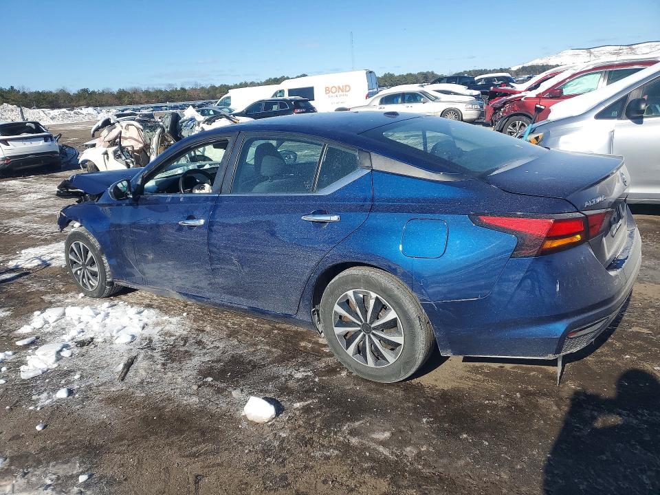 Photo 2 from auction – 2019 NISSAN ALTIMA with VIN 1N4BL4BV1KC132210