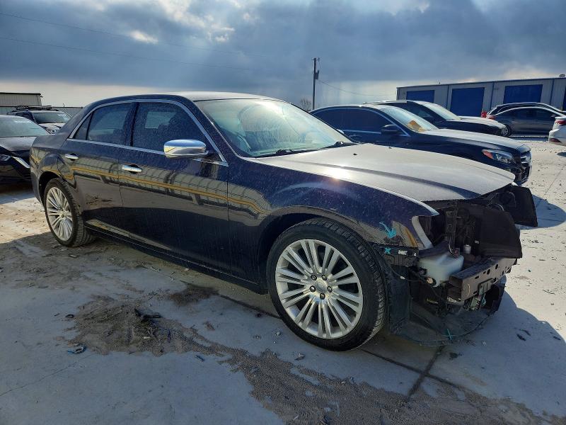 Photo 4 from auction – 2013 CHRYSLER 300C with VIN 2C3CCAET6DH581023
