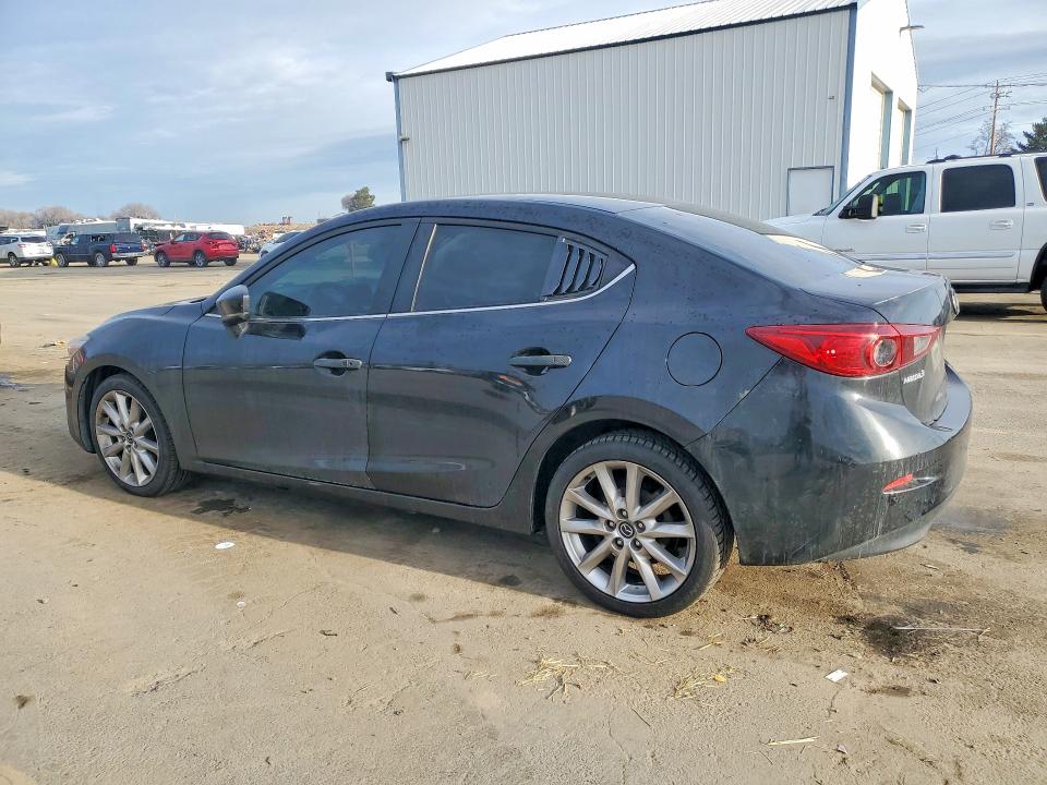 Photo 2 from auction – 2017 MAZDA 3 with VIN 3MZBN1V79HM120312