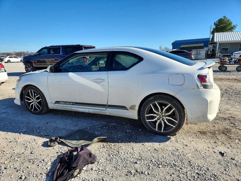 Photo 2 from auction – 2014 TOYOTA SCION TC with VIN JTKJF5C76E3087961