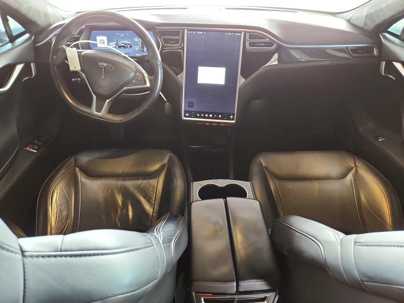 Photo 8 from auction – 2015 TESLA MODEL S 85 with VIN 5YJSA1H15FF085212