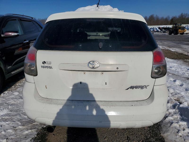 Photo 6 from auction – 2005 TOYOTA COROLLA MATRIX with VIN 2T1KR32E05C426034