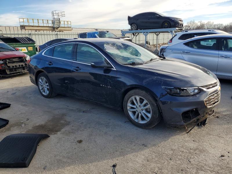 Photo 4 from auction – 2018 CHEVROLET MALIBU with VIN 1G1ZD5ST8JF114044