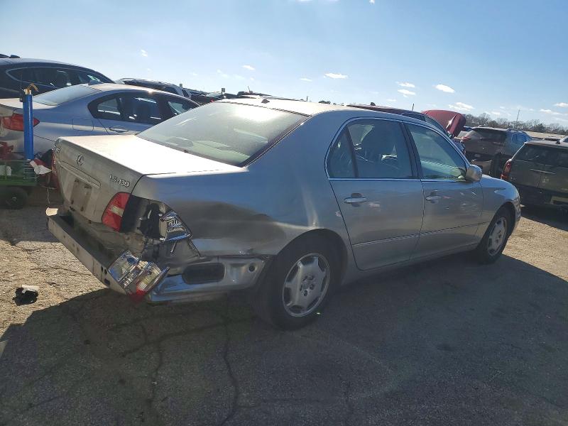Photo 3 from auction – 2002 LEXUS LS 430 with VIN JTHBN30F120088459