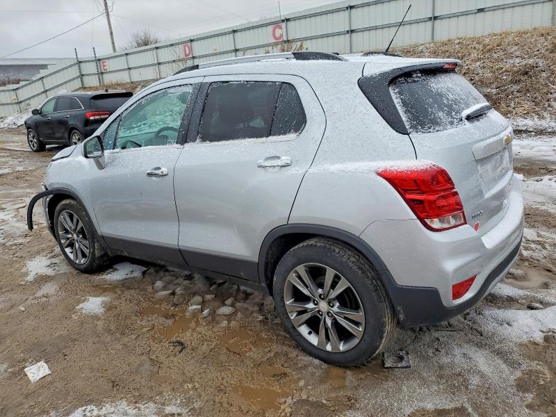 Photo 2 from auction – 2020 CHEVROLET TRAX 1LT with VIN 3GNCJLSB3LL340333