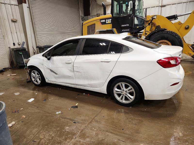 Photo 2 from auction – 2017 CHEVROLET CRUZE LT with VIN 1G1BE5SM7H7246790