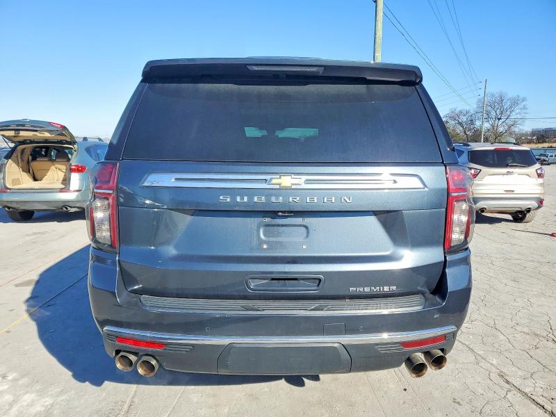 Photo 6 from auction – 2021 CHEVROLET SUBURBAN with VIN 1GNSCFKD0MR339420