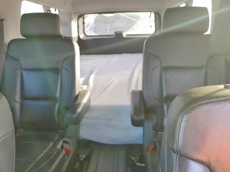 Photo 10 from auction – 2015 CHEV SUBURBAN with VIN 1GNSKJKC3FR719190