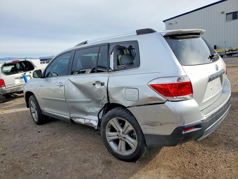 Photo 2 from auction – 2013 TOYOTA HIGHLANDER with VIN 5TDYK3EH3DS119998