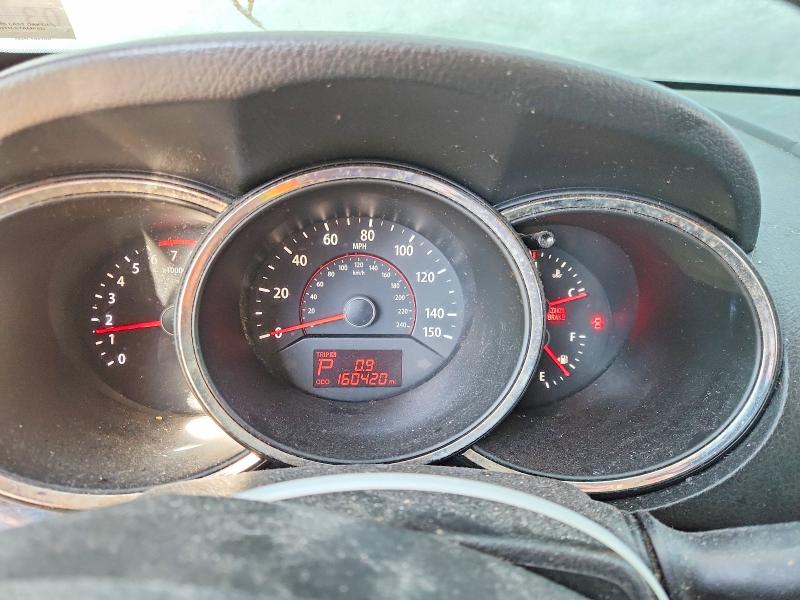 Photo 9 from auction – 2011 KIA SORENTO EX with VIN 5XYKU3A18BG088203