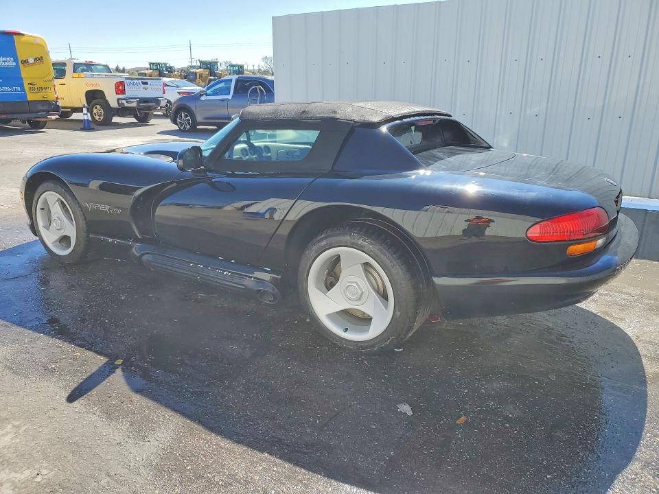 Photo 2 from auction – 1994 DODGE VIPER RT-1 with VIN 1B3BR65E9RV102842