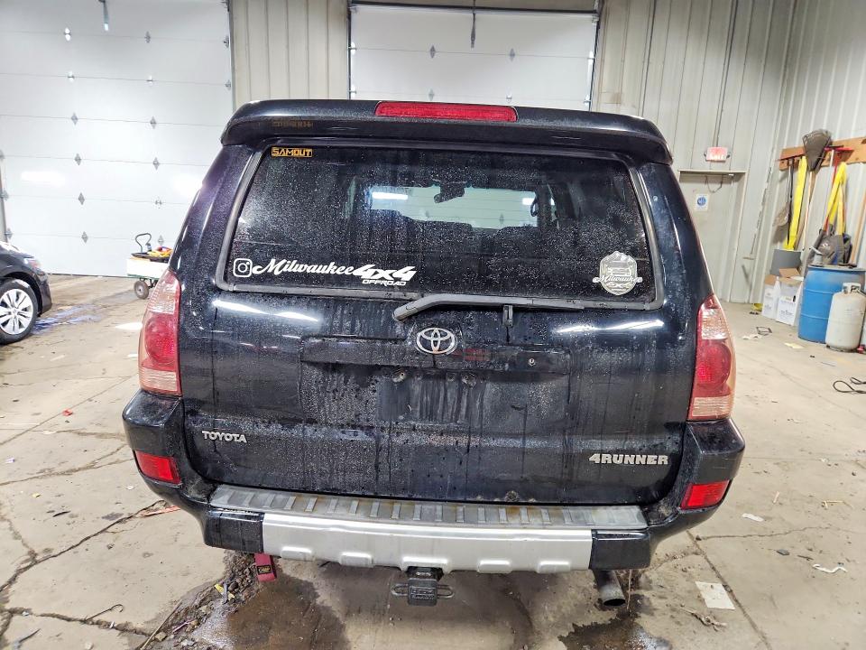 Photo 6 from auction – 2004 TOYOTA 4RUNNER SR with VIN JTEBU14R140046482