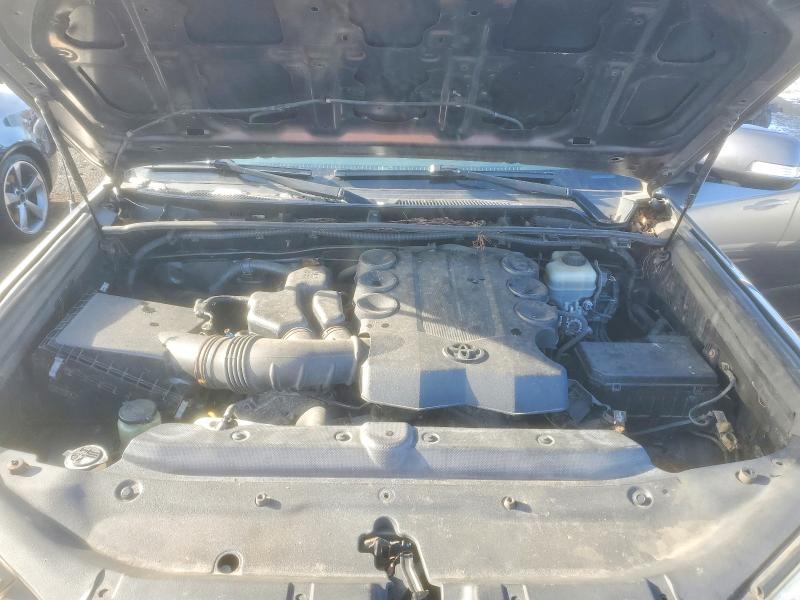 Photo 12 from auction – 2010 TOYOTA 4RUNNER SR with VIN JTEBU5JR2A5009208