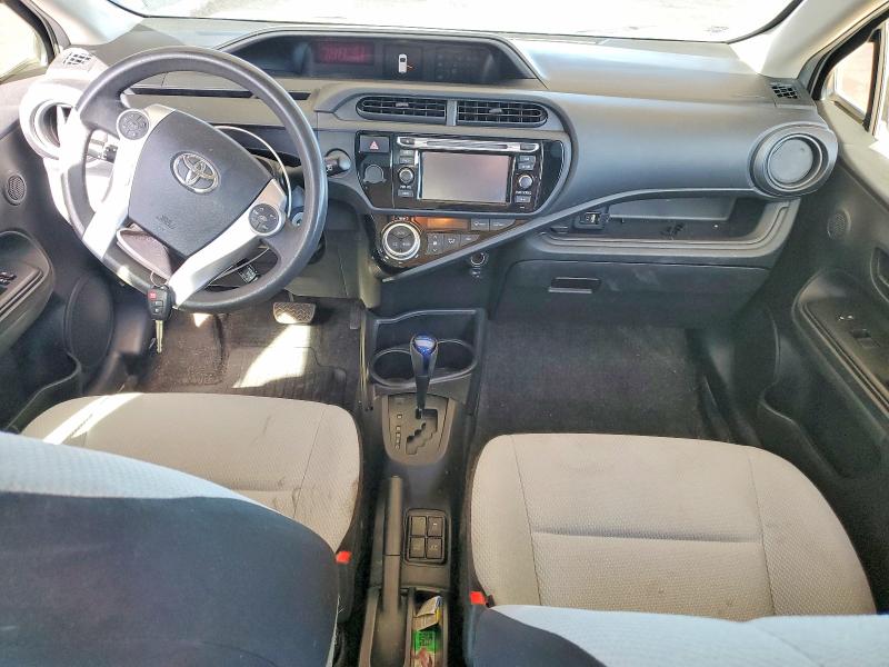 Photo 8 from auction – 2016 TOYOTA PRIUS C with VIN JTDKDTB33G1127142