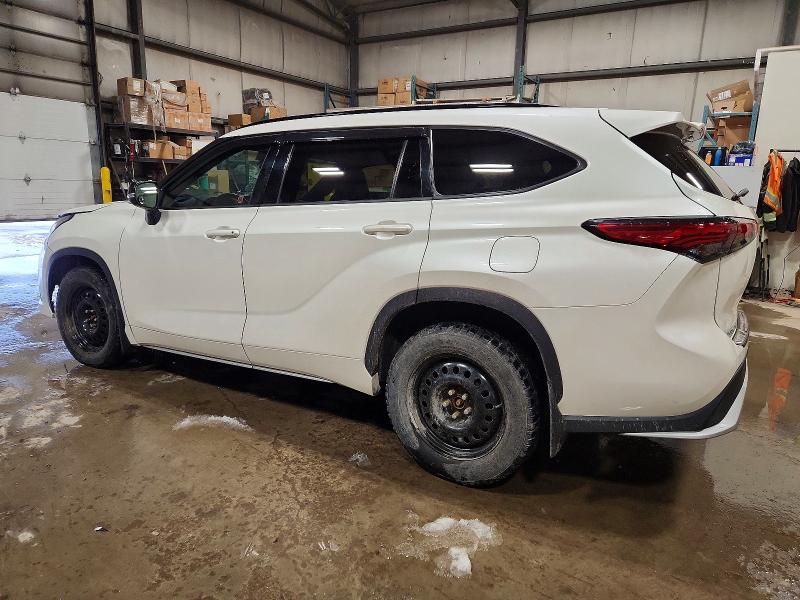 Photo 2 from auction – 2021 TOYOTA HIGHLANDER with VIN 5TDLZRBH0MS114402